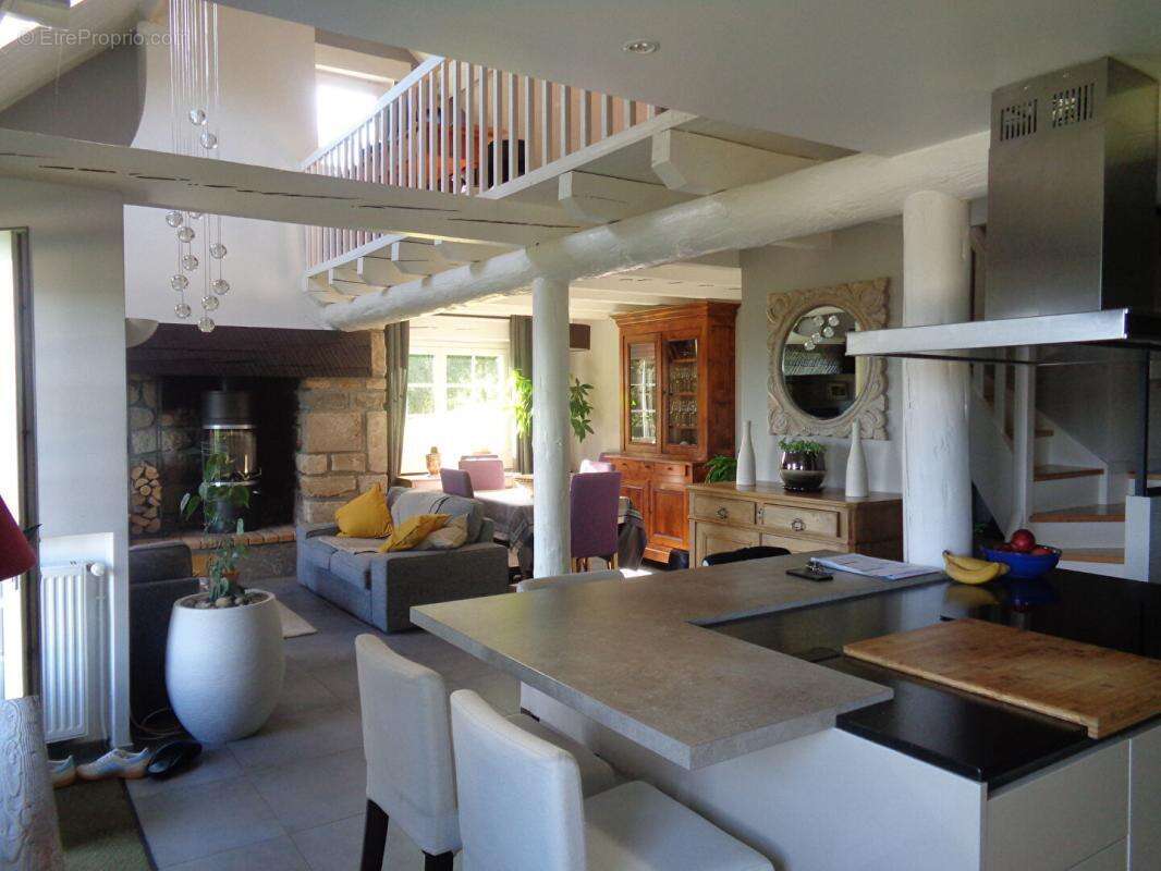 Maison à LE PERTUIS