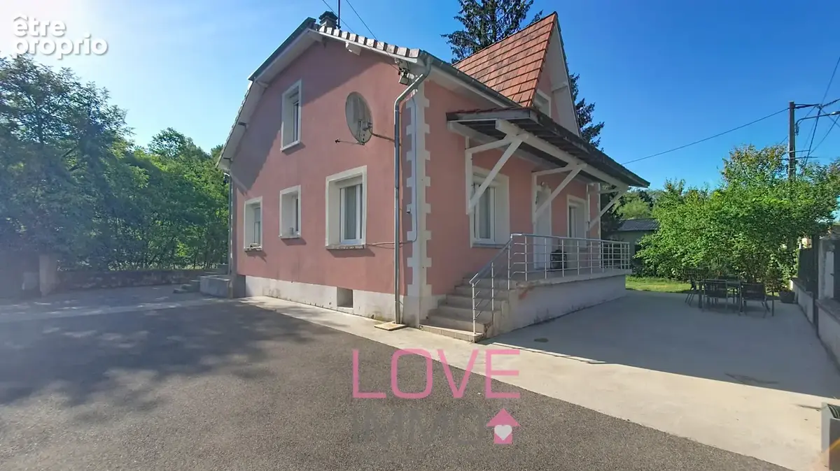 Maison renovee a la tour du pin centre - photo 2