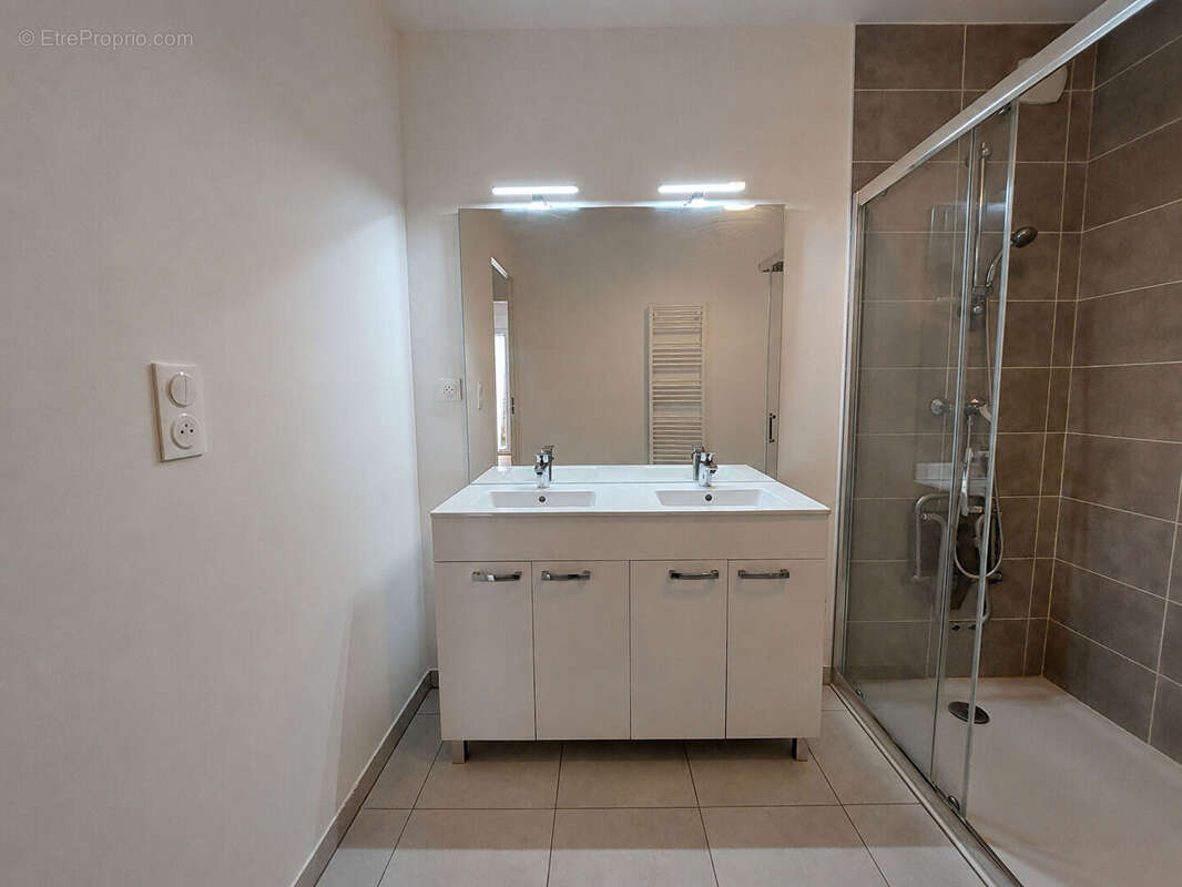 Appartement à LIERGUES