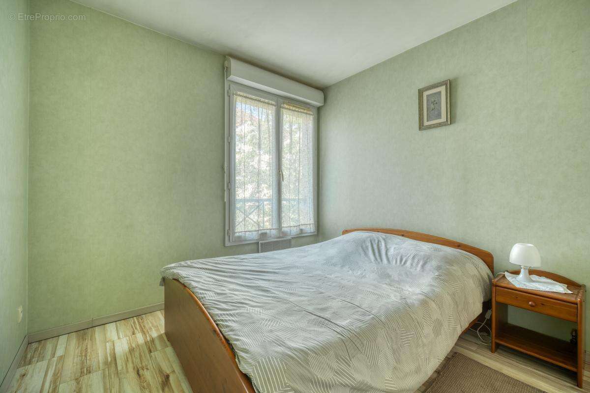 Appartement à HOUILLES