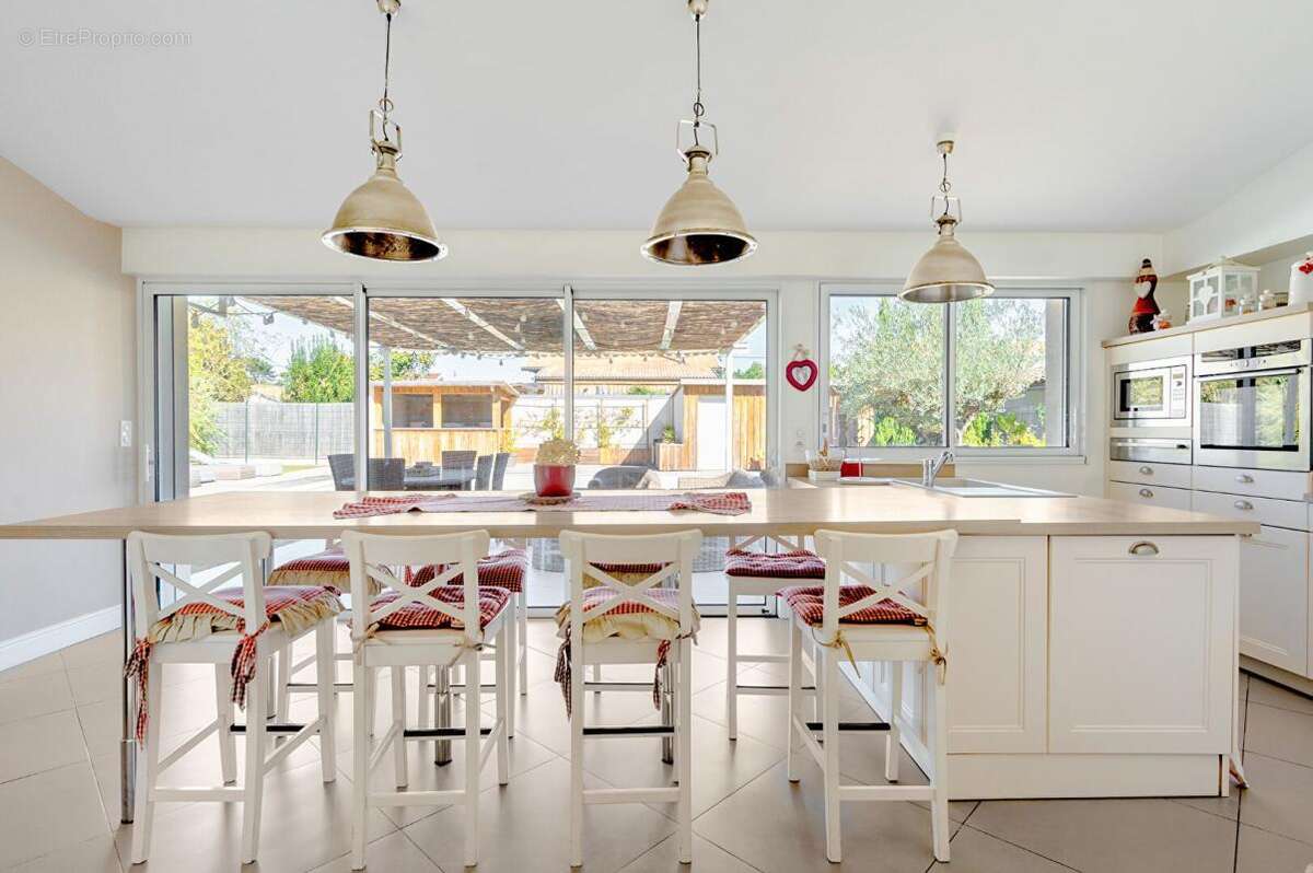 Maison à SAINT-MEDARD-EN-JALLES