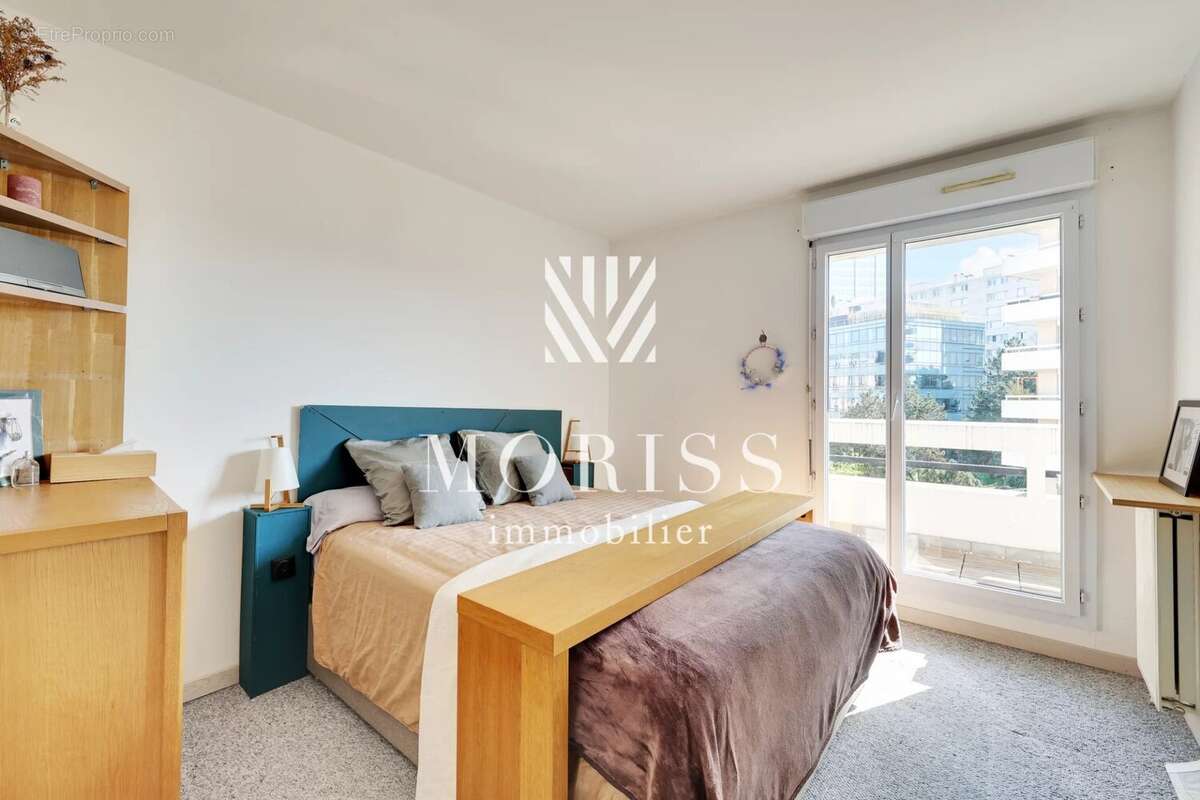 Appartement à LEVALLOIS-PERRET