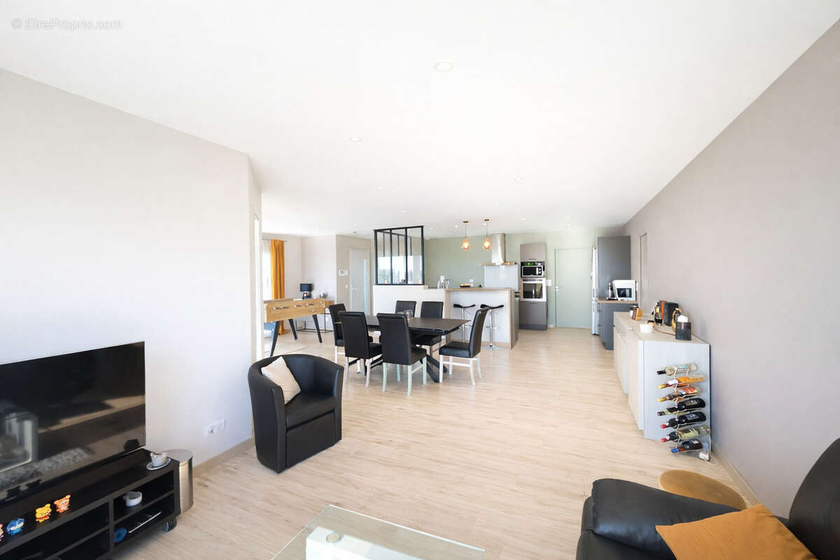 Maison à SAINT-SATURNIN