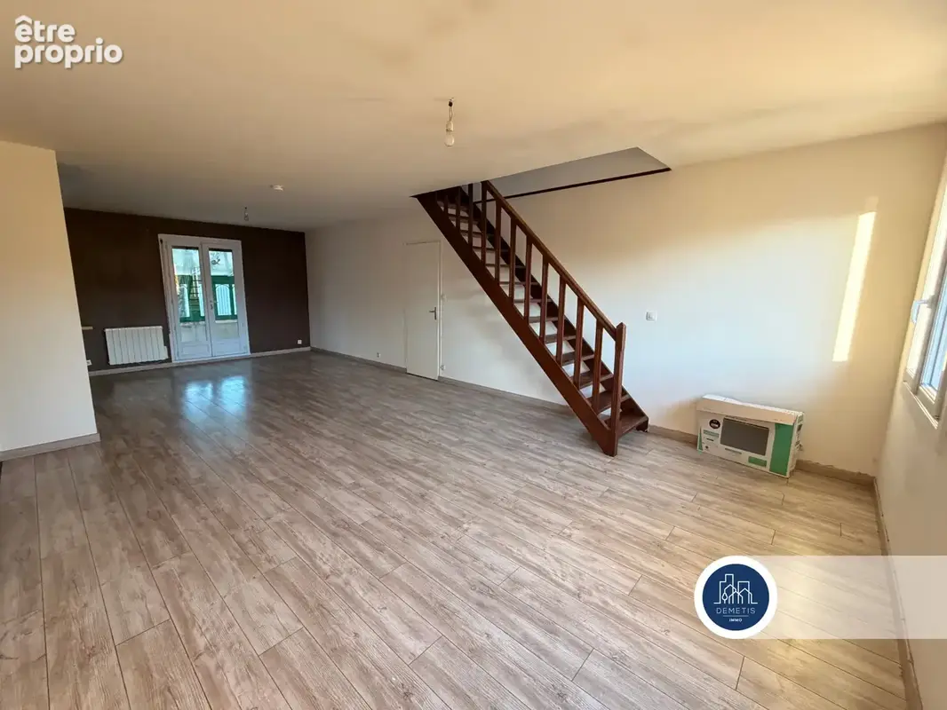 Maison familiale dans les hauteurs d'allonnes - photo 2