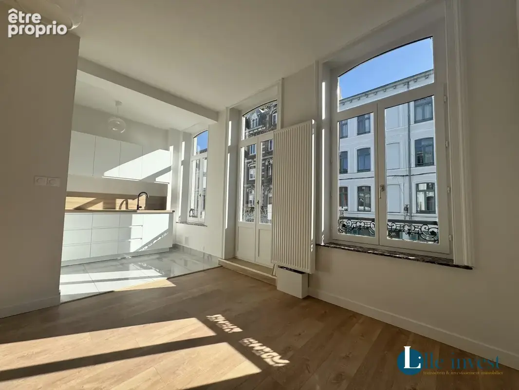 Appartement 3 pièces 55 m² à vendre à Lille (59000) - photo 2
