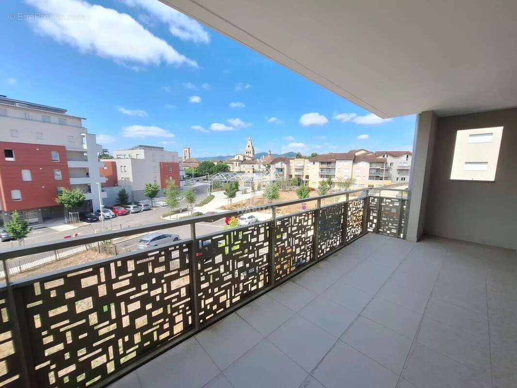 Appartement à MOIRANS