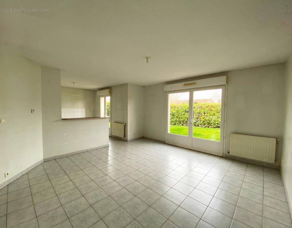 Maison à LABRUGUIERE