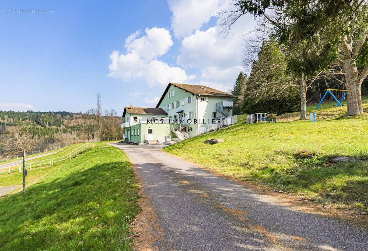 Appartement à COMBRIMONT