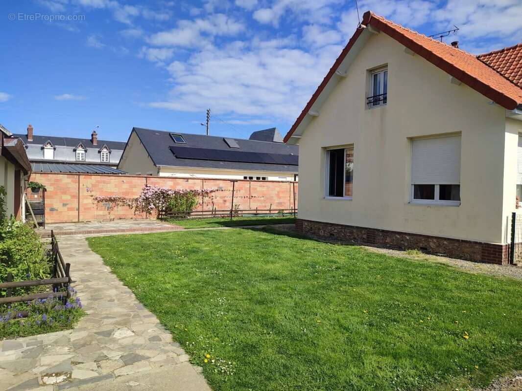 Maison à BEAUMONT-LE-ROGER