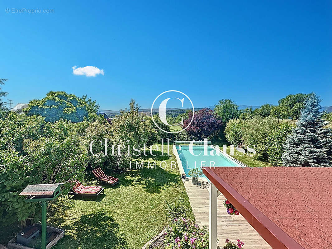 Maison familiale de 240 m² avec piscine sur terrain arboré de 850 m² à Salenthal - photo 4