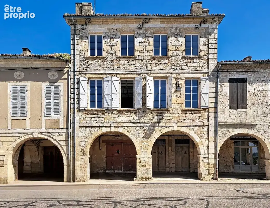Maison à MAUVEZIN