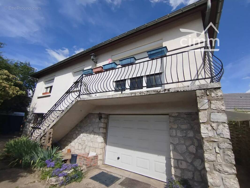 Maison à SAINT-DENIS-EN-VAL