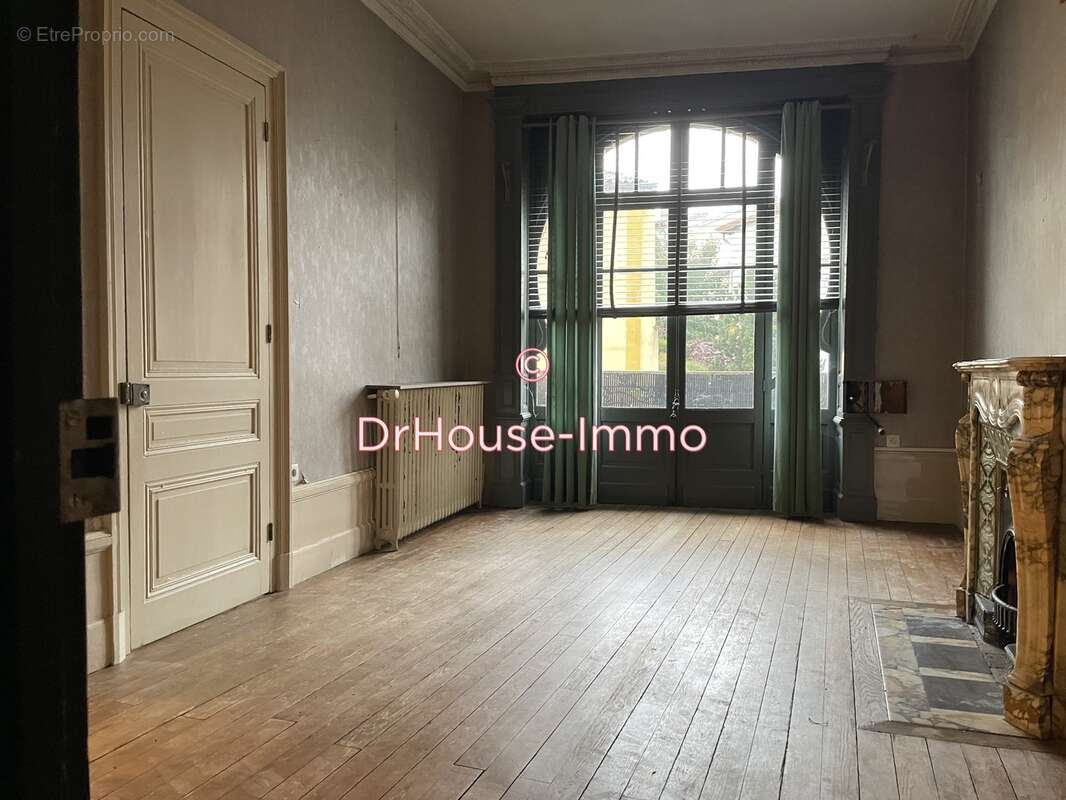 Maison à SAINT-PAUL-EN-JAREZ