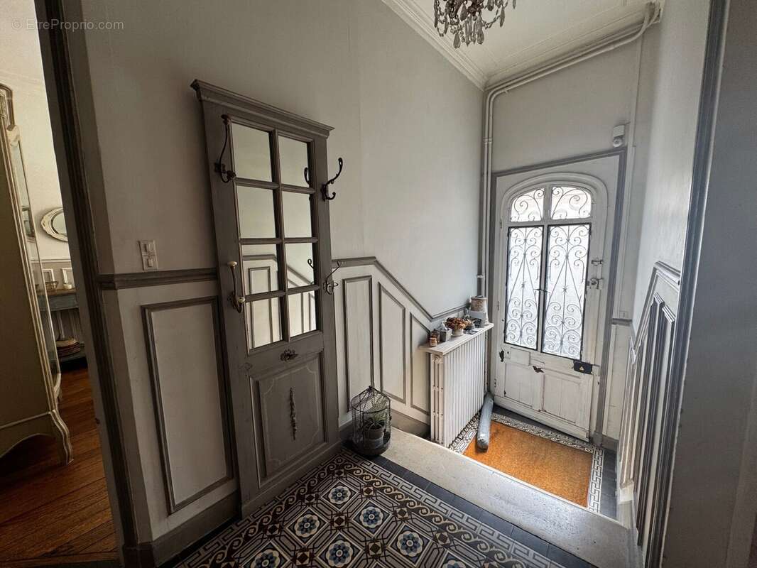 Maison à FONTAINEBLEAU