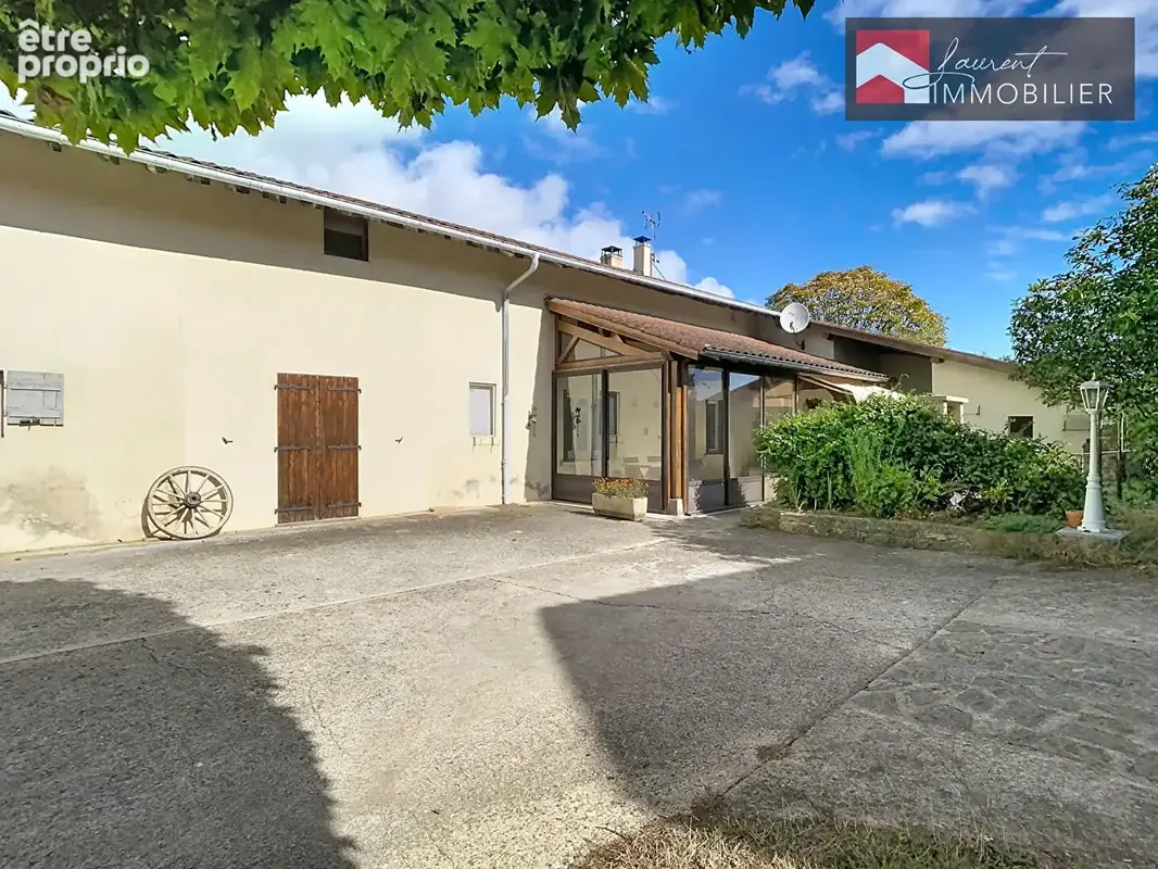 ARBIGNY: Ancien corps de ferme plein de charme de 124 m² - photo 7