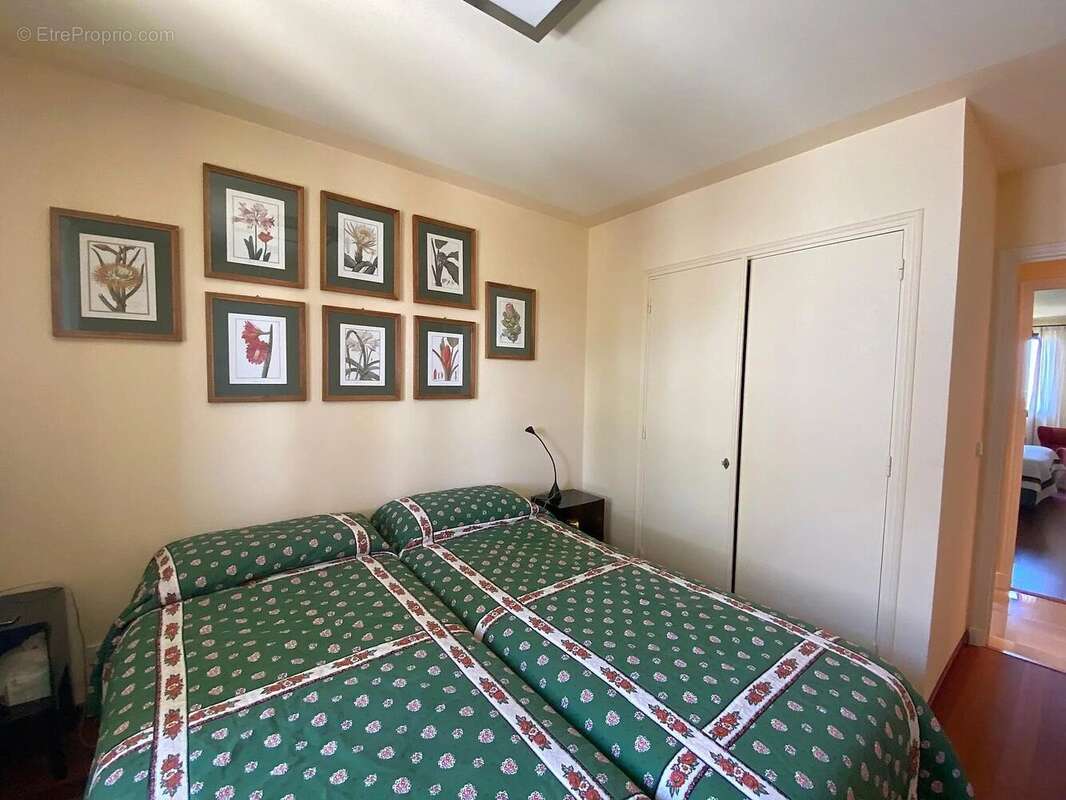 Appartement à VILLENEUVE-LOUBET
