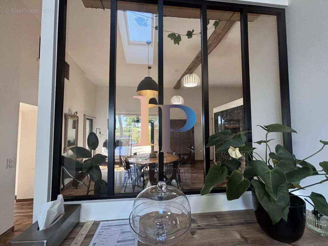 Maison à CHARLIEU