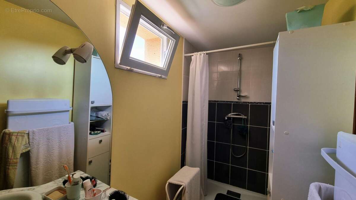 Maison à SAINTE-FOY-DE-LONGAS