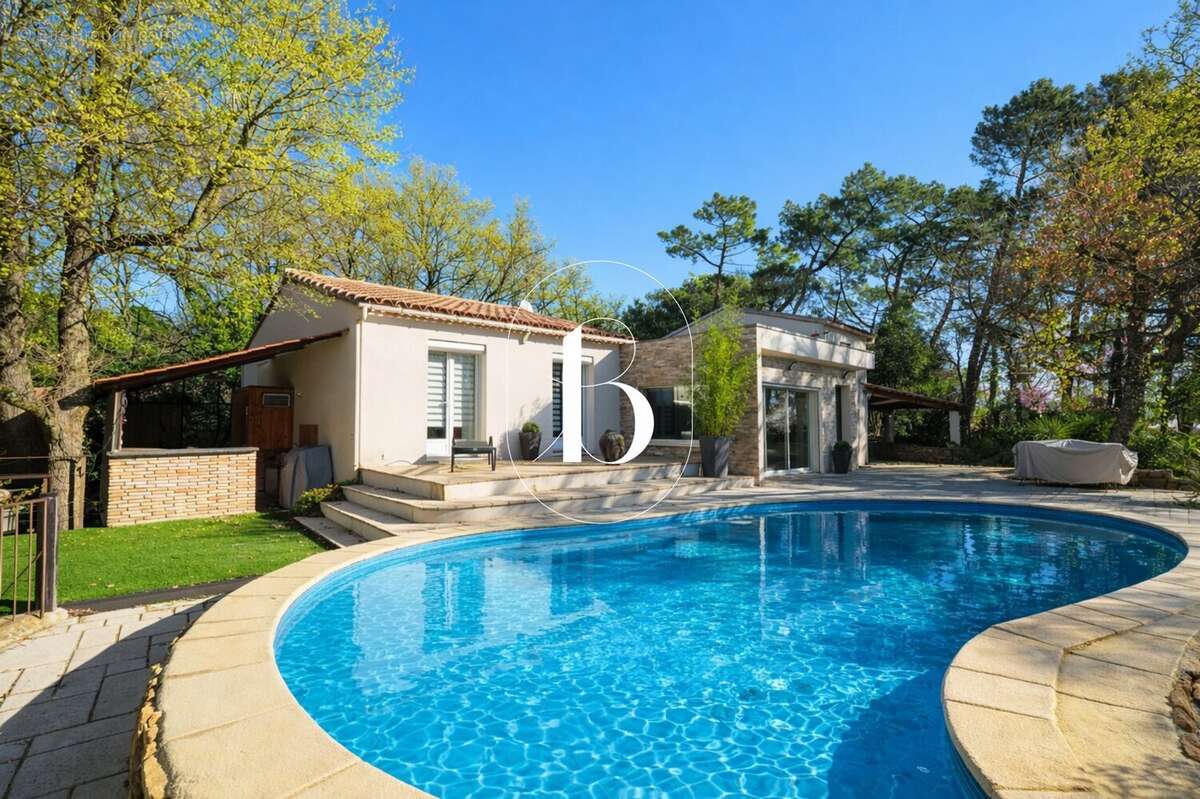 Maison à UZES