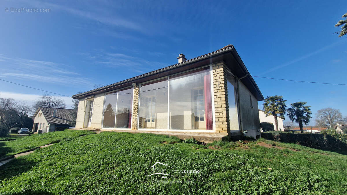 Maison à ROUILLE