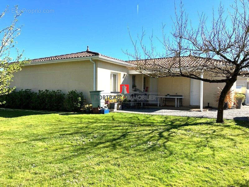 Maison à SAINT-ANDRE-DE-CUBZAC