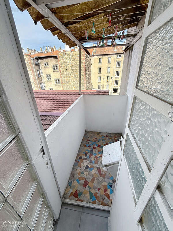 Appartement à SAINT-ETIENNE