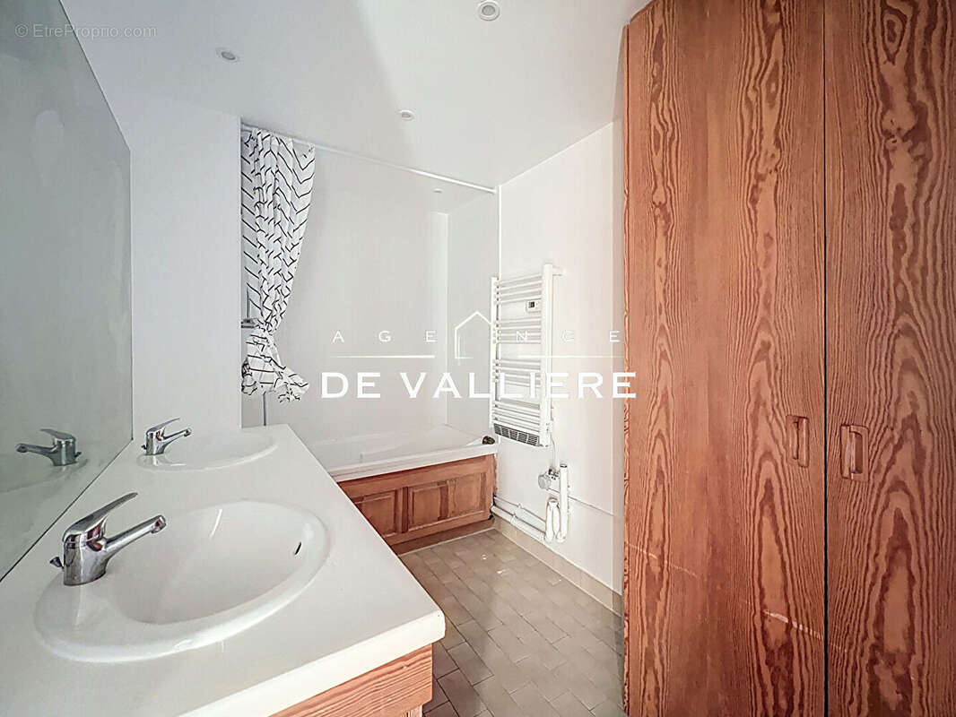 Appartement à NANTERRE