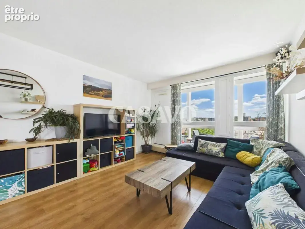 Vente Appartement 4 pièces de 77m² - 69100 Villeurbanne - photo 3
