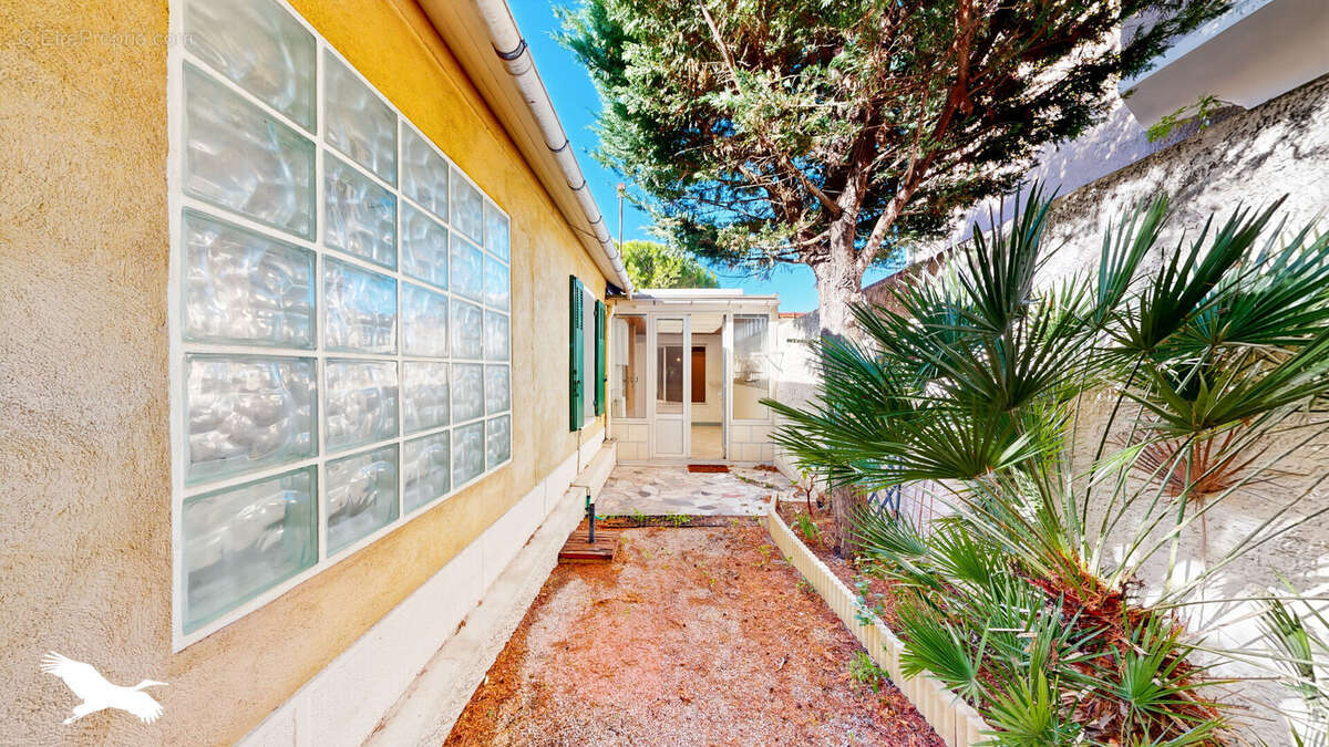 Maison à MARSEILLE-9E