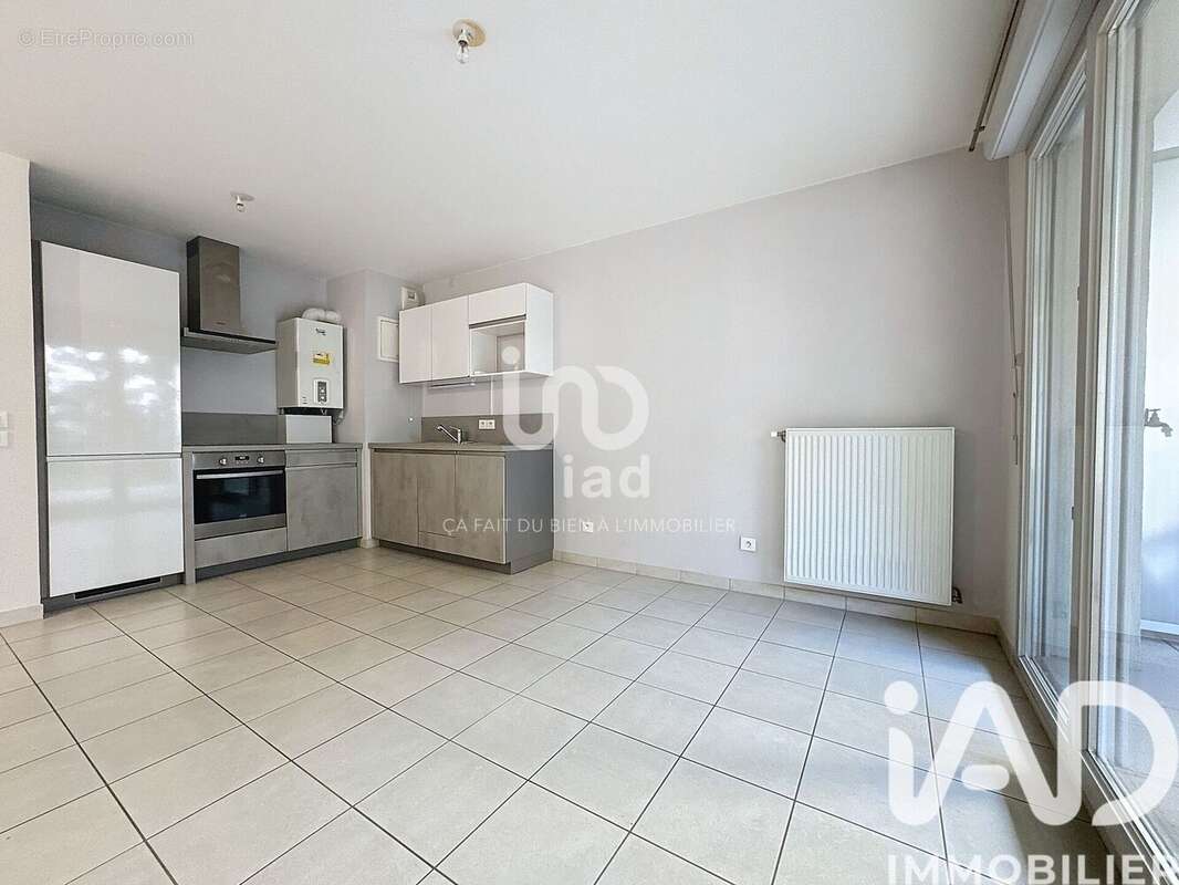 Photo 2 - Appartement à VENISSIEUX