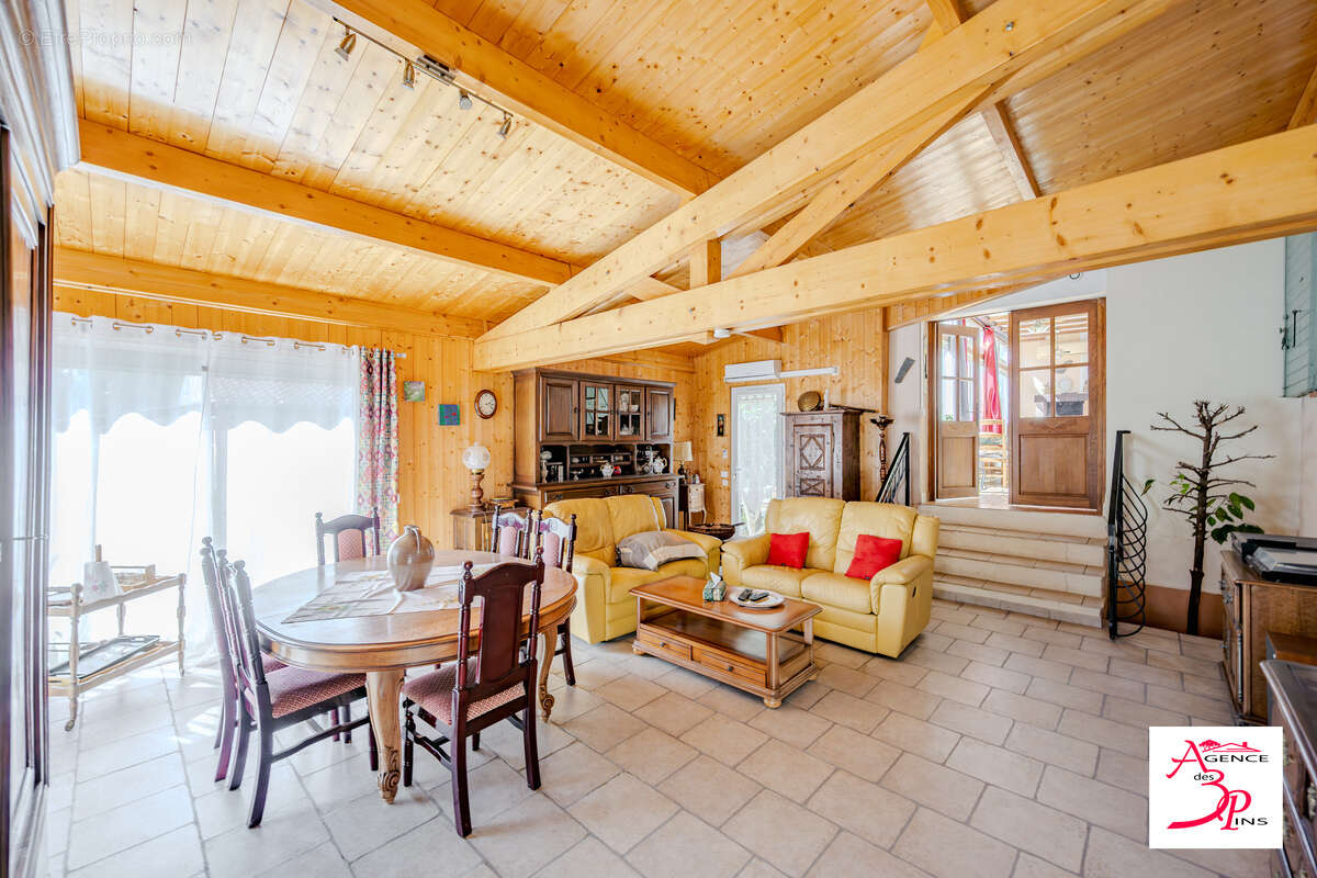 Maison à PIERREFEU-DU-VAR