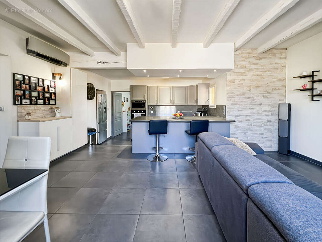 Appartement 73m² à rognac - photo 3