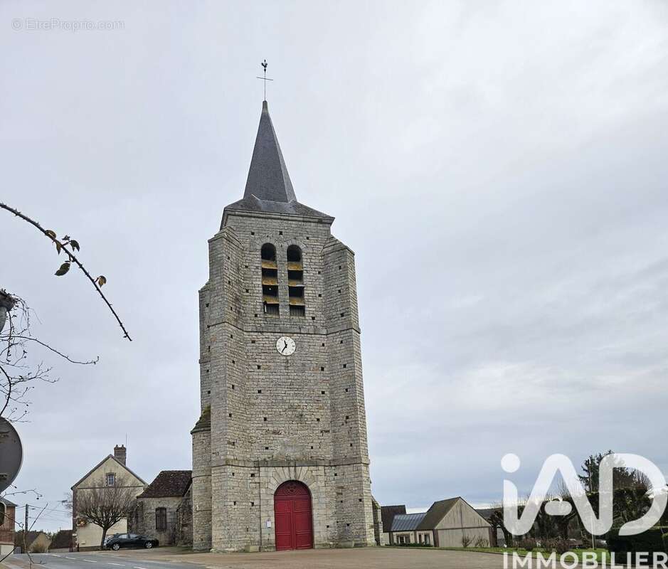Maison 57 m² à Chaumot  - photo 3