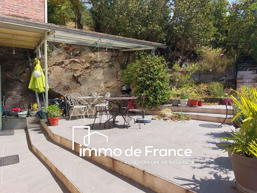 Ensemble immobilier : maison de caractère 180m² et annexe 80m² sur 9974m² - photo 6