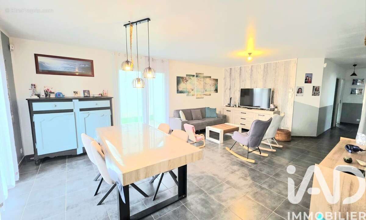 Photo 6 - Maison à LOCMARIA-GRAND-CHAMP