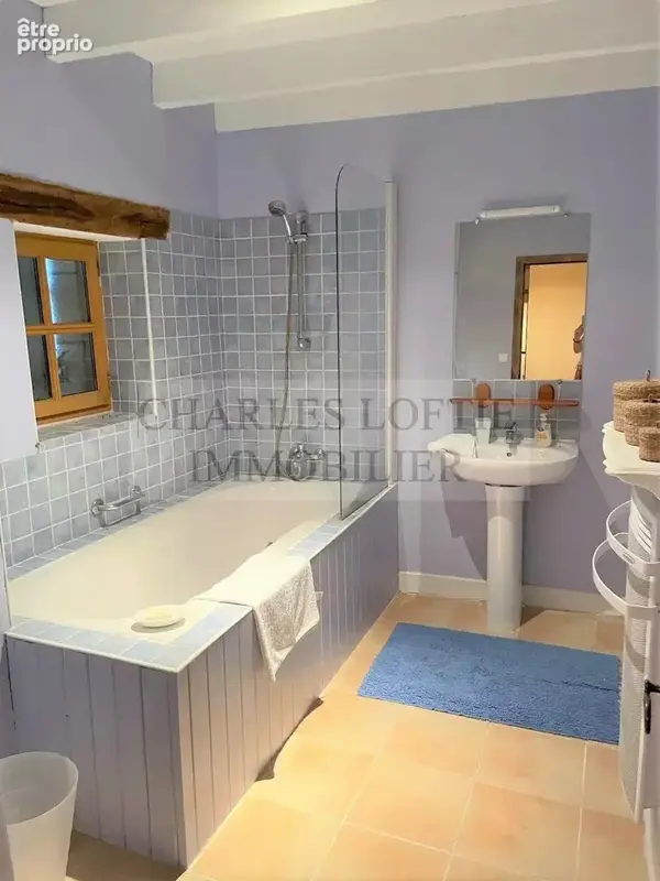  Bel ensemble avec 3 bâtiments rénovés, hangar, piscine et vues dominantes - photo 28