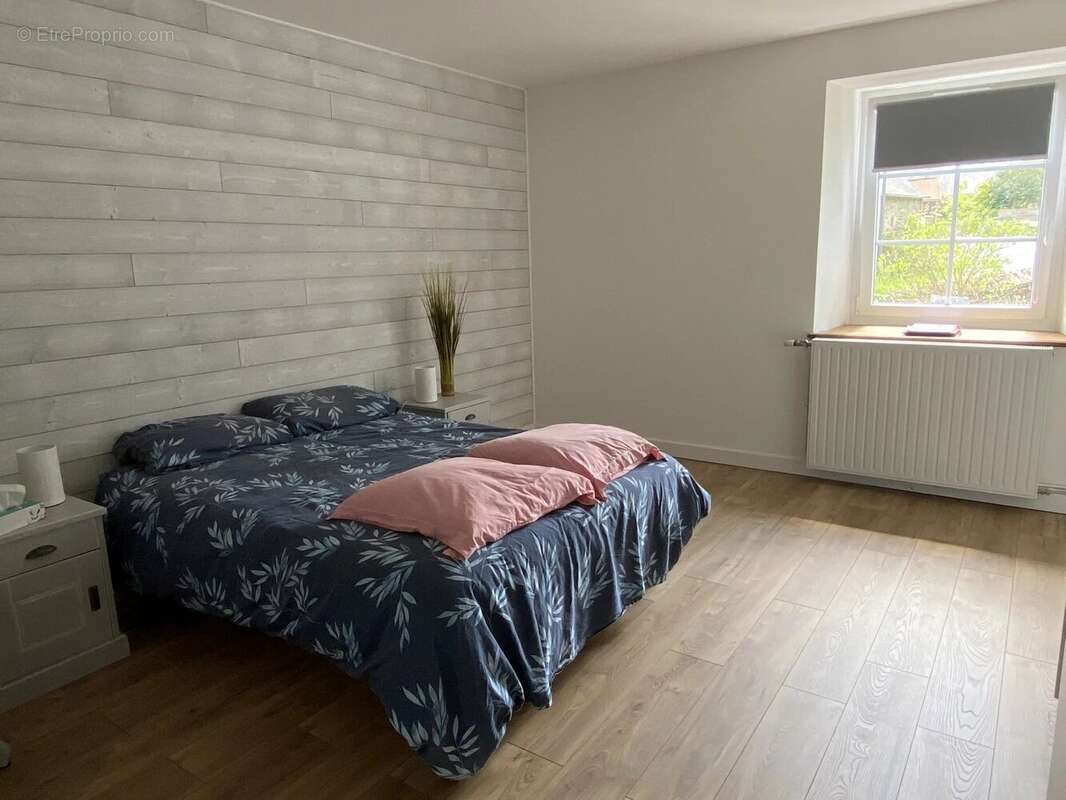 Maison à PONT-MELVEZ