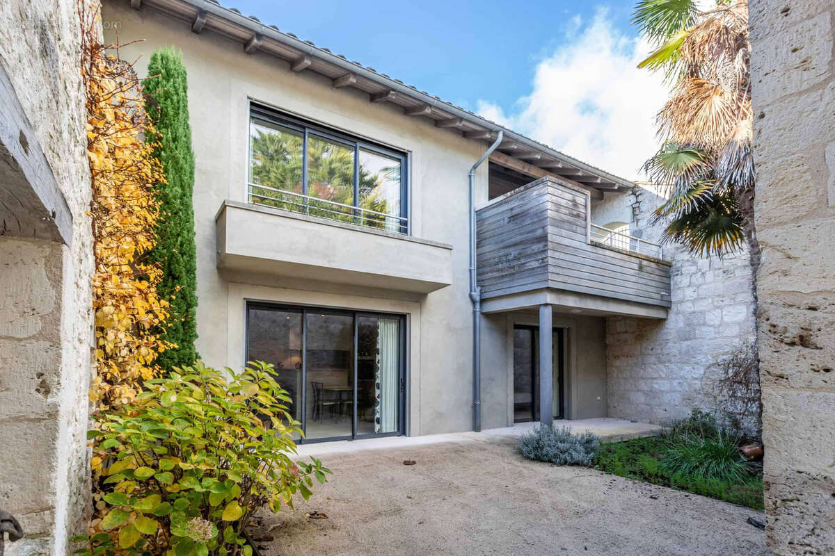 Chateau Estate - photo 19