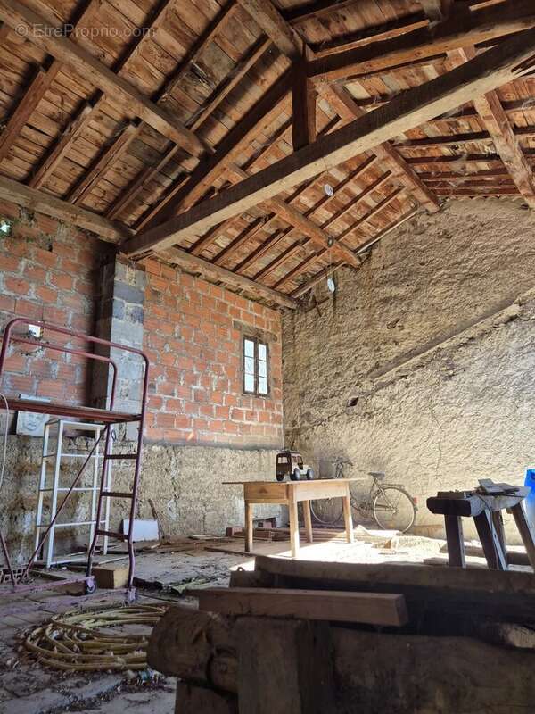 Maison à PAULHAGUET