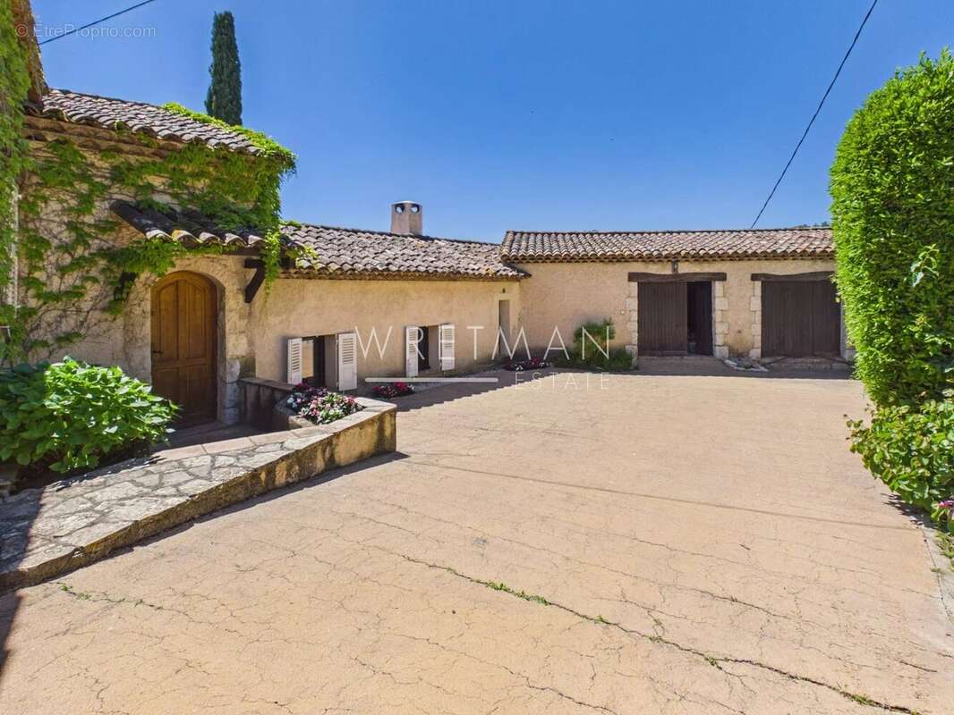 Maison à CALLIAN