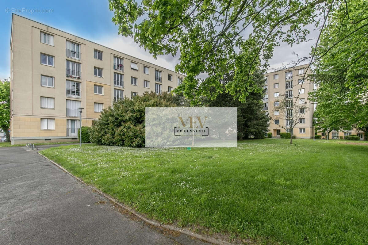 Appartement à BRY-SUR-MARNE