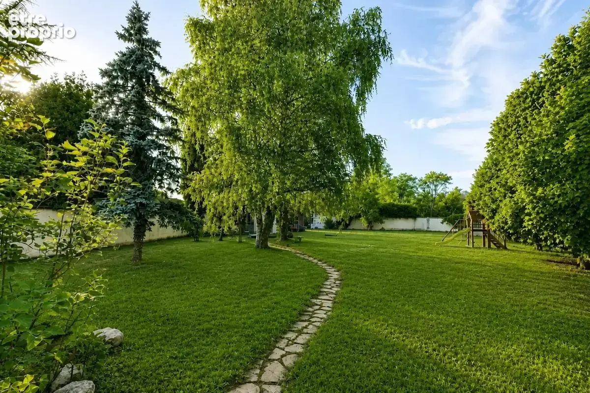Maison de 7 pièces de 175 m² à Fontaine-la-Gaillarde - photo 20