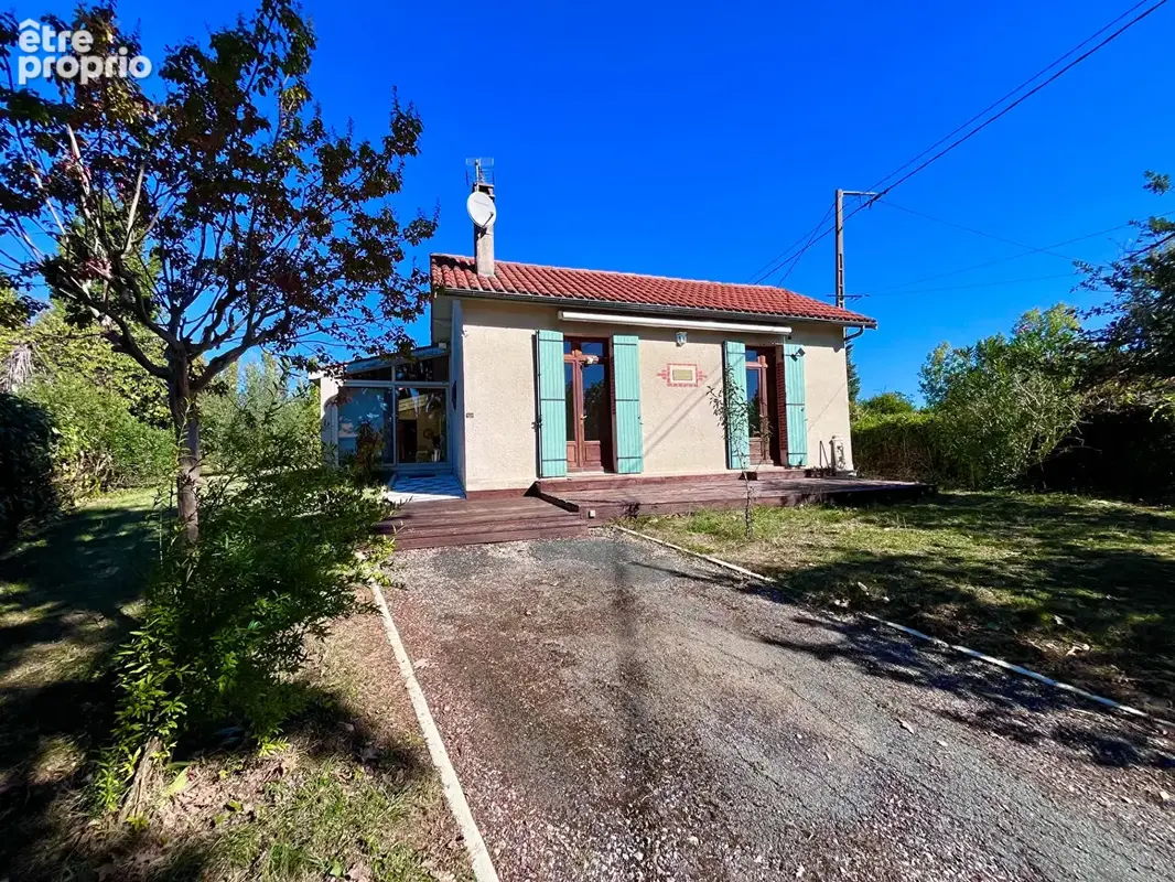 Secteur Villeneuve-sur-Lot, découvrez cette maison de plain-pied de 147 m², comprenant également un appartement indépendant, le  - photo 2