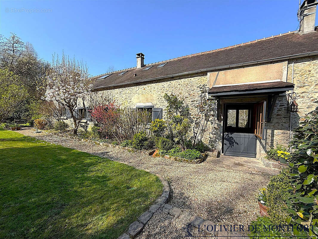 Maison à MONTFORT-L'AMAURY
