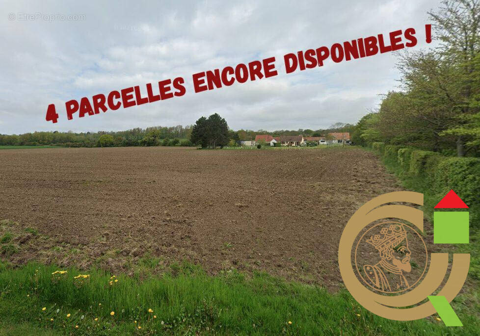 Terrain à SORRUS