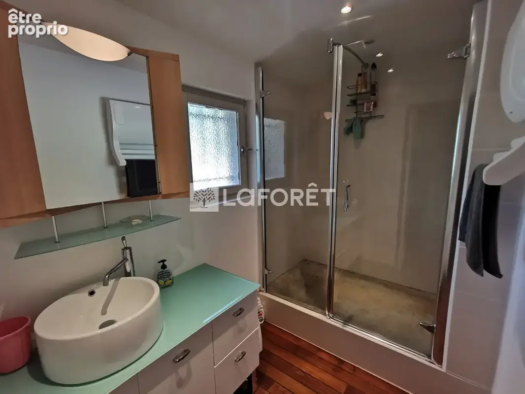 Maison Saint-Maximin la Ste-Baume 8 pièces de 148 m² avec piscine - photo 12