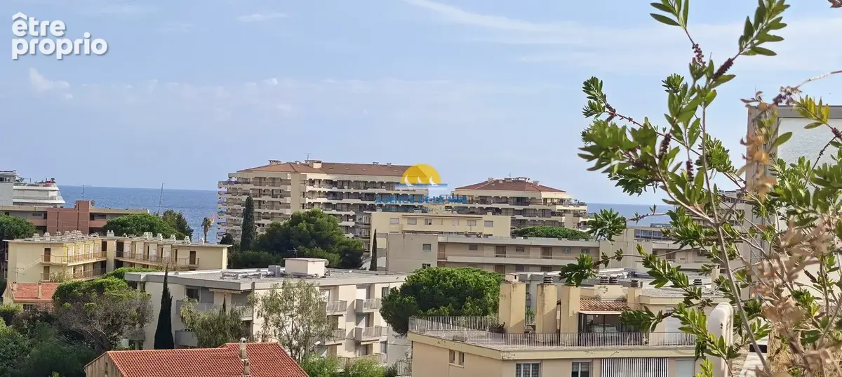 Appartement à FREJUS