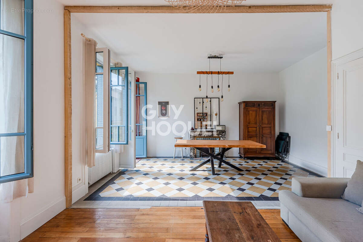 Maison à LYON-4E