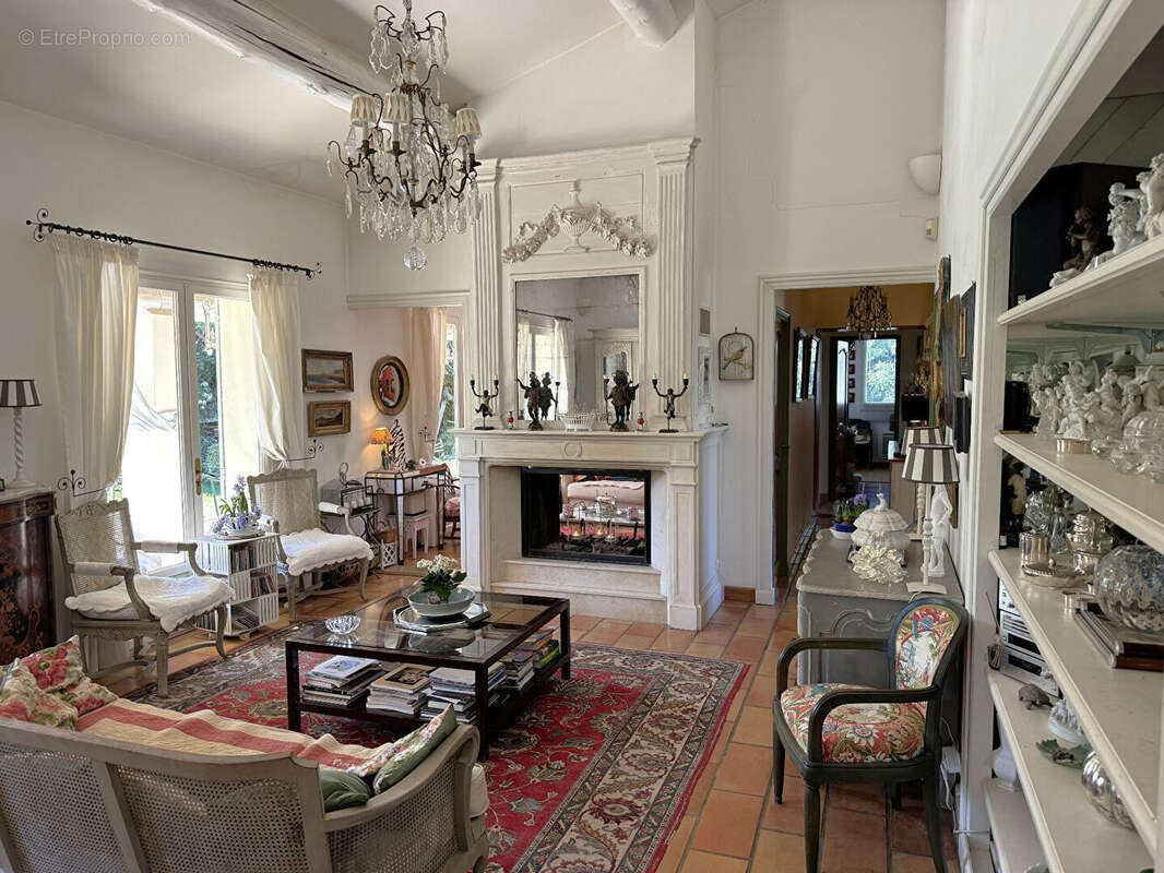 Maison à LES ANGLES