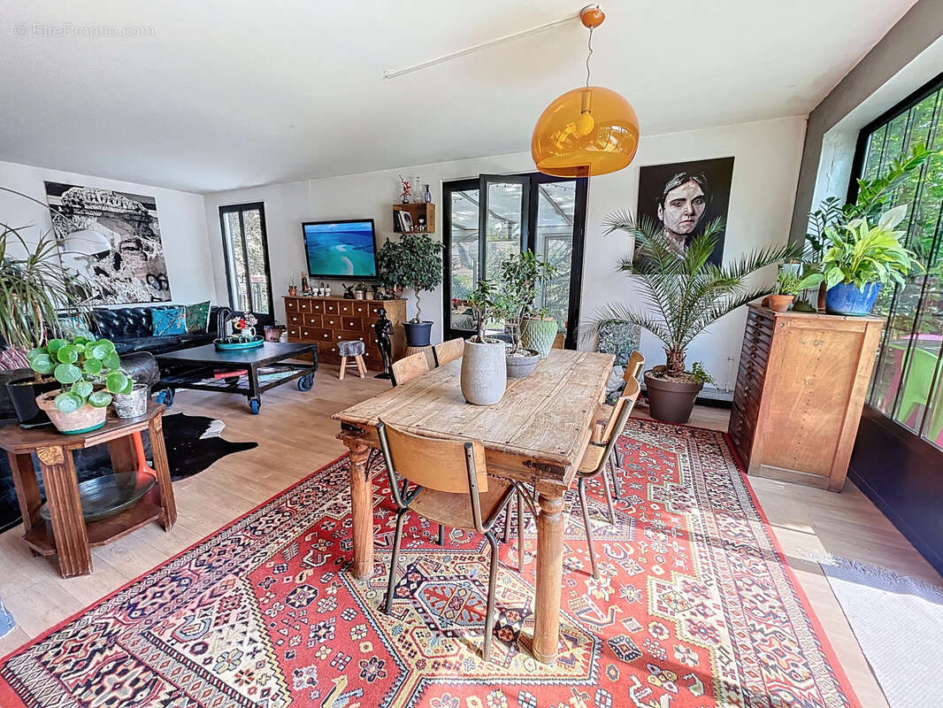 Maison à FRANCHEVILLE